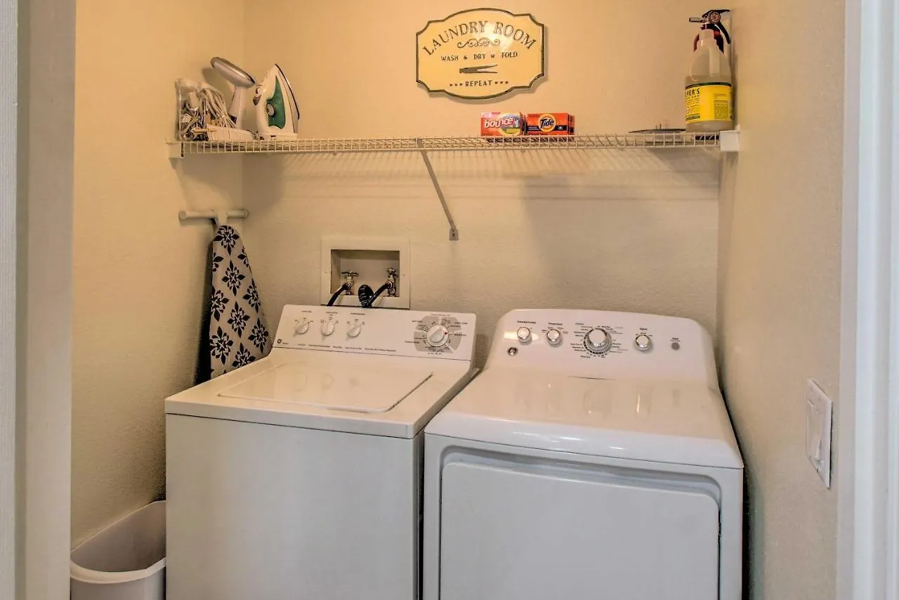 Scottsdale Condo With Pool Access Near Hiking And Golf USA