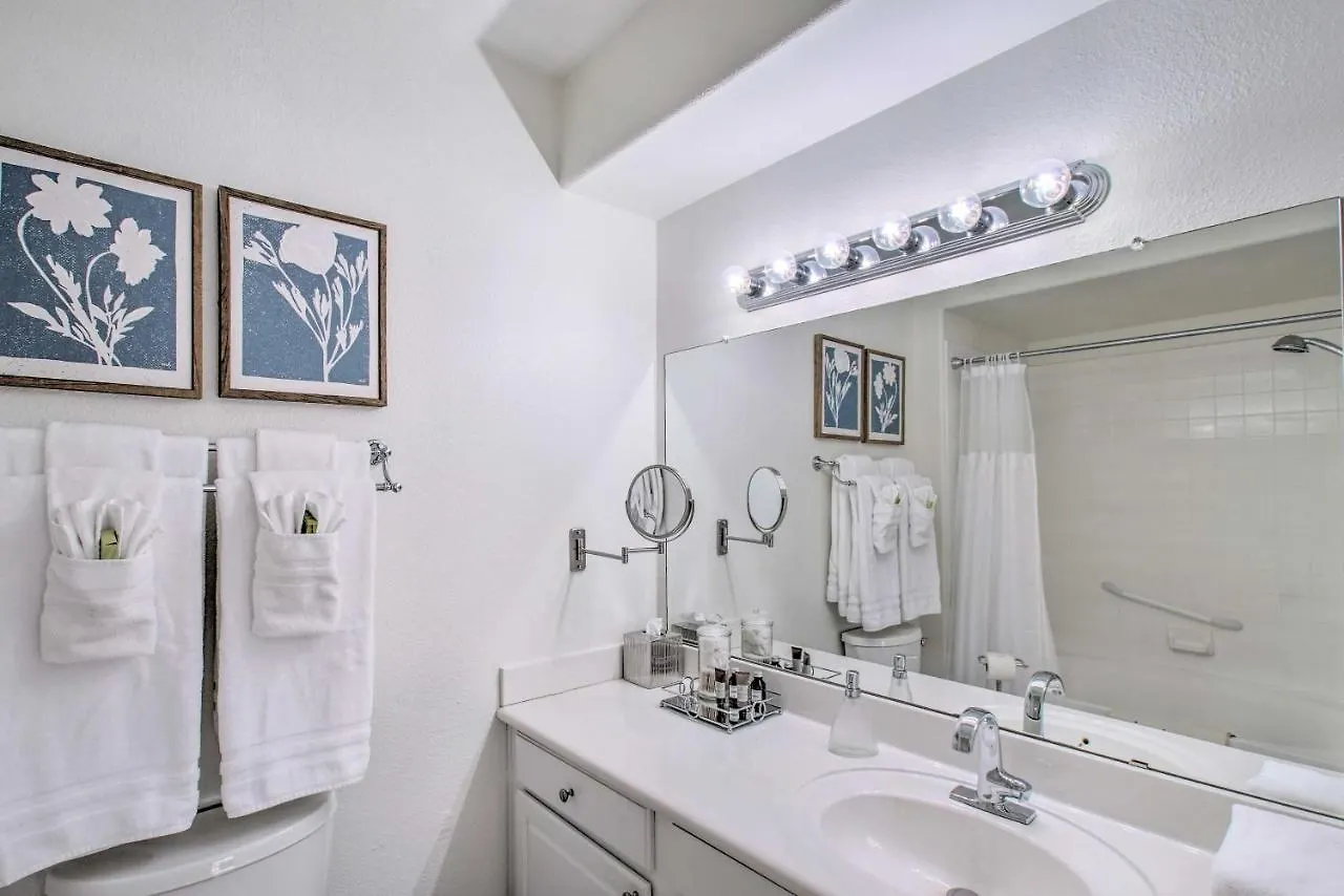 Scottsdale Condo With Pool Access Near Hiking And Golf